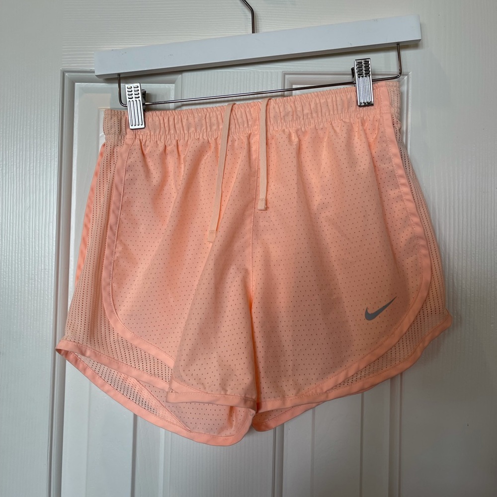 Nike peach shorts